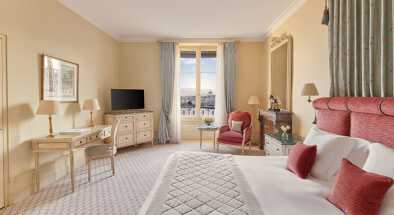 river view room in Geneva river view room in Geneva