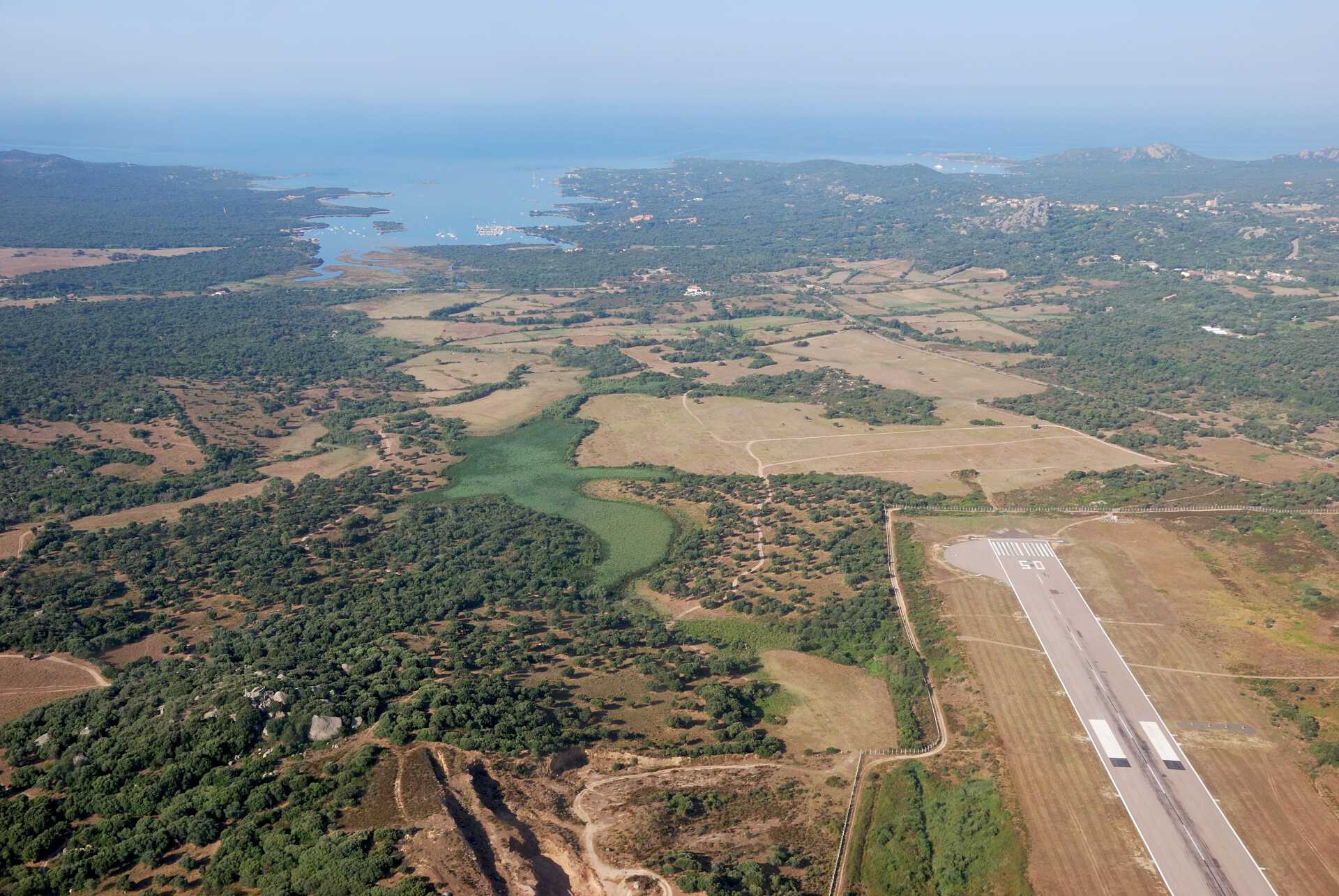 private-jet-from-to-figari-sud-corse-airport-fsc