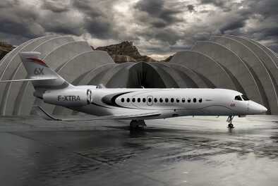 white aircraft model Roomy Dassault Falcon 6x